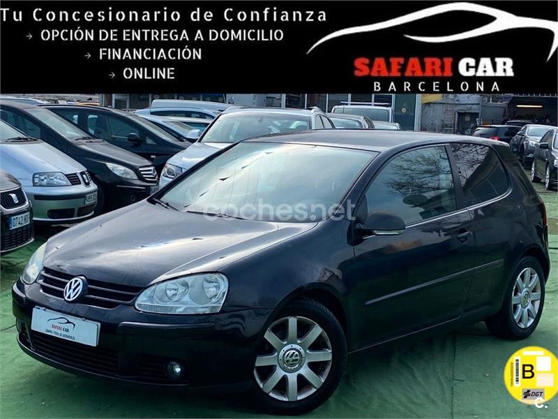 VOLKSWAGEN Golf 1.6 HIGHLINE