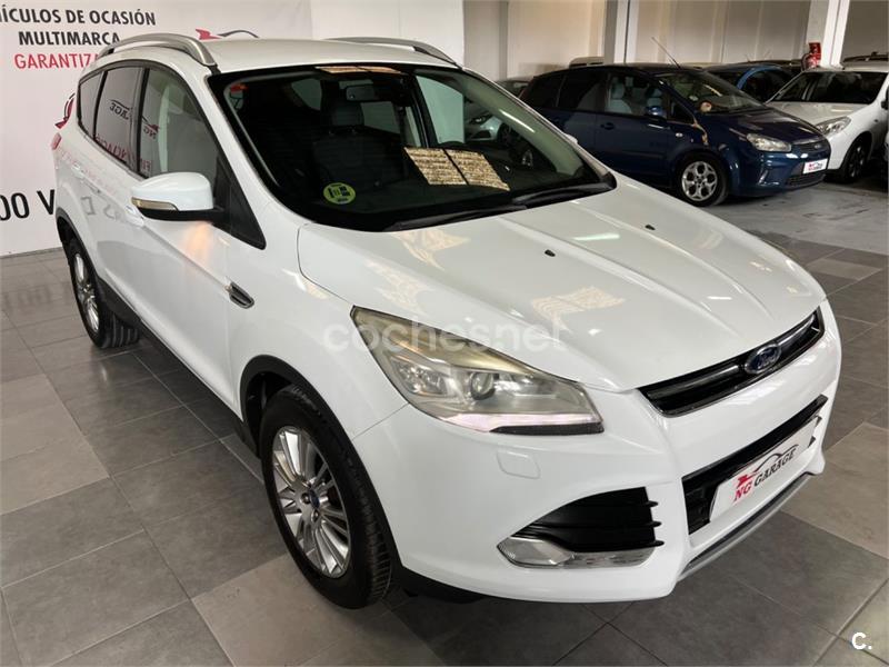 FORD Kuga 2.0 TDCi 140 4x2 Titanium