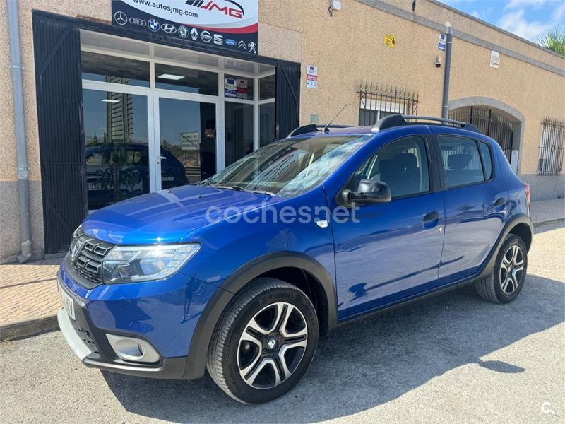 DACIA Sandero Stepway Essential Blue dCi SS