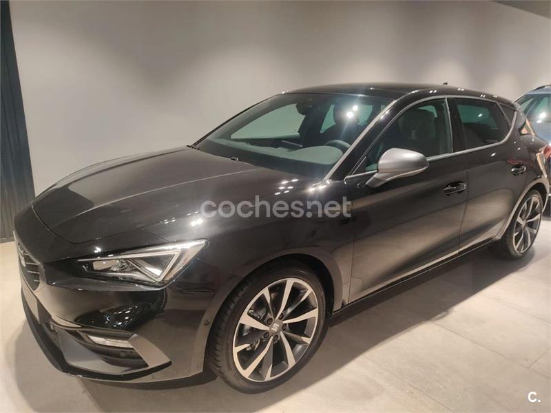 SEAT Leon 1.5 eTSI 110kW DSG SS FR Spec Edition