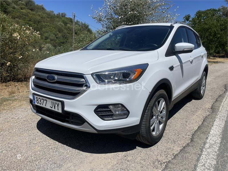 FORD Kuga 1.5 TDCi 4x2 ASS Business