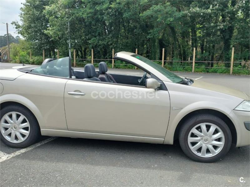 RENAULT Megane Coupecabrio Dynamique 1.9dCi