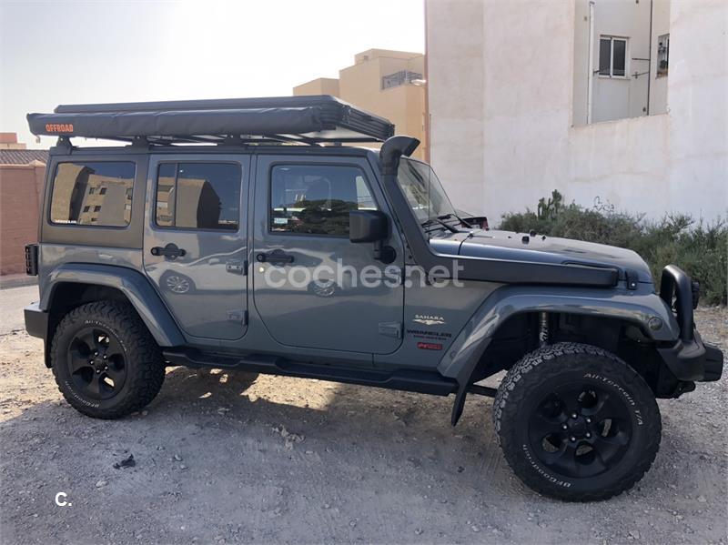 JEEP Wrangler Unlimited 2.8 CRD Sahara Auto