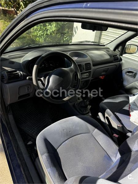 RENAULT Clio RN 1.2