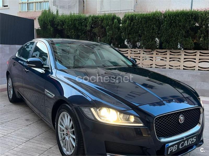 JAGUAR XF 2.0D Prestige