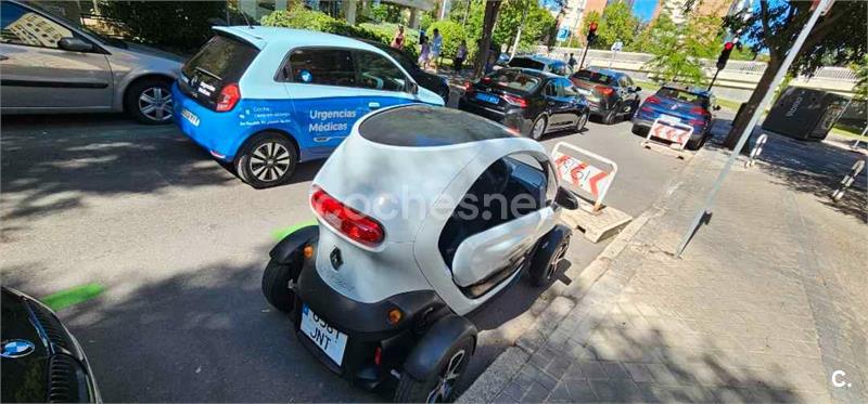 RENAULT Twizy