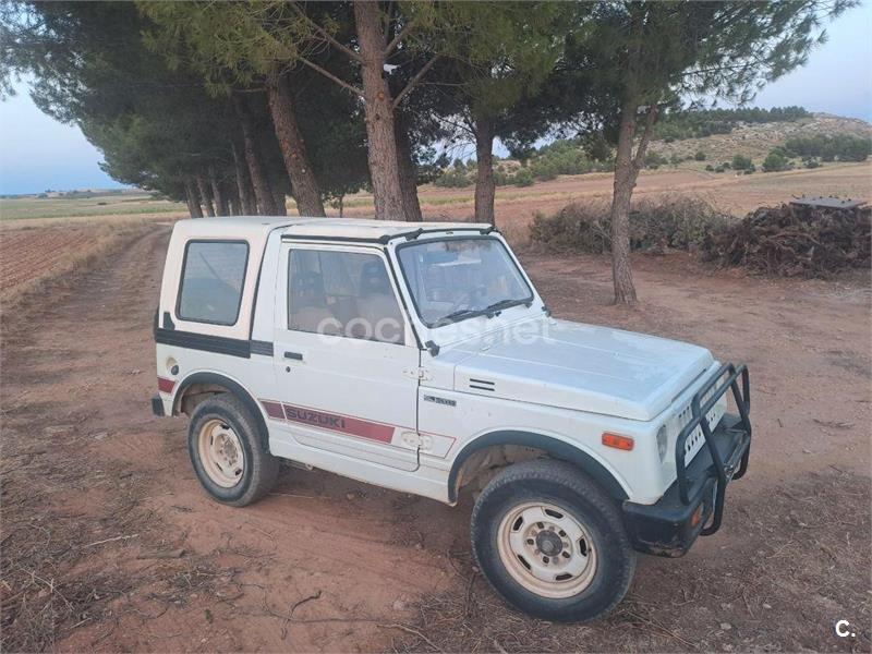 SUZUKI Samurai