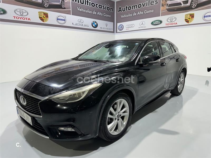 INFINITI Q30 1.5D PREMIUM