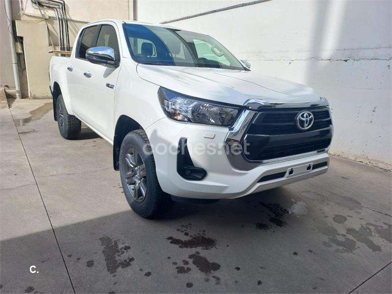 TOYOTA Hilux 2.4 D4D Cabina Doble GX Plus HVO100 4p.