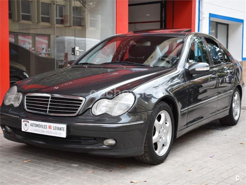 MERCEDES-BENZ Clase C C 240 AVANTGARDE 4p.