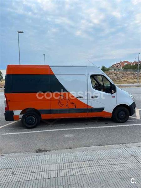 RENAULT Master