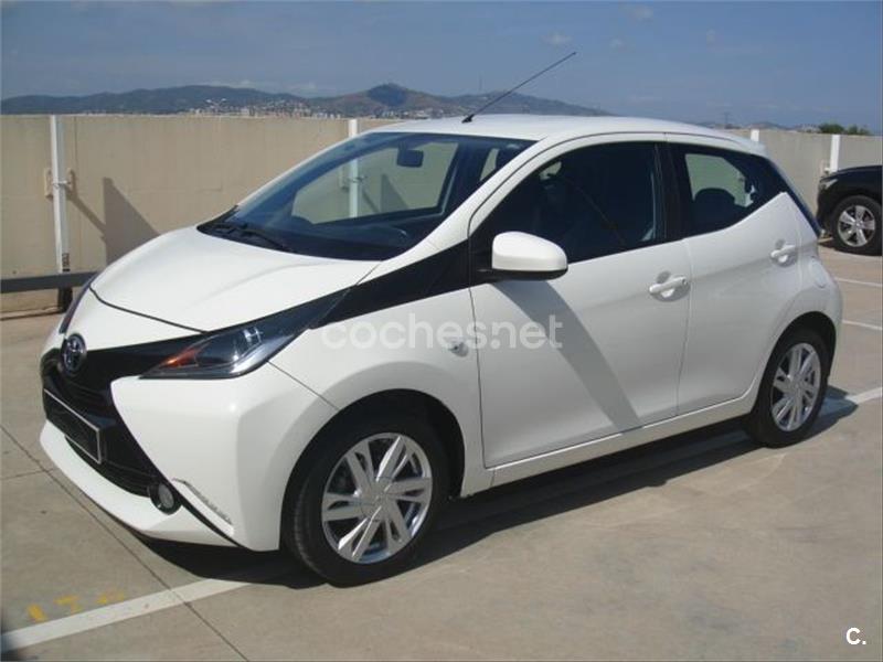 TOYOTA Aygo 1.0 70 xplay