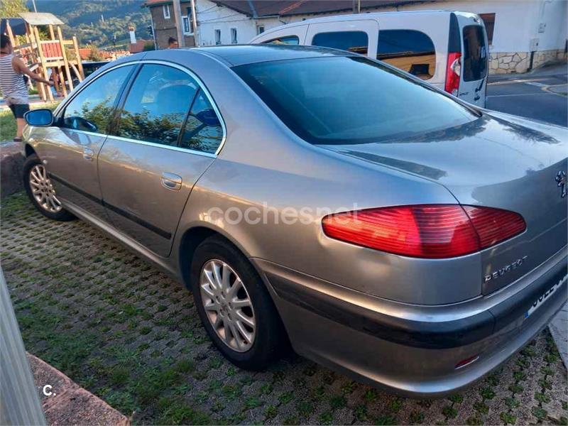 PEUGEOT 607