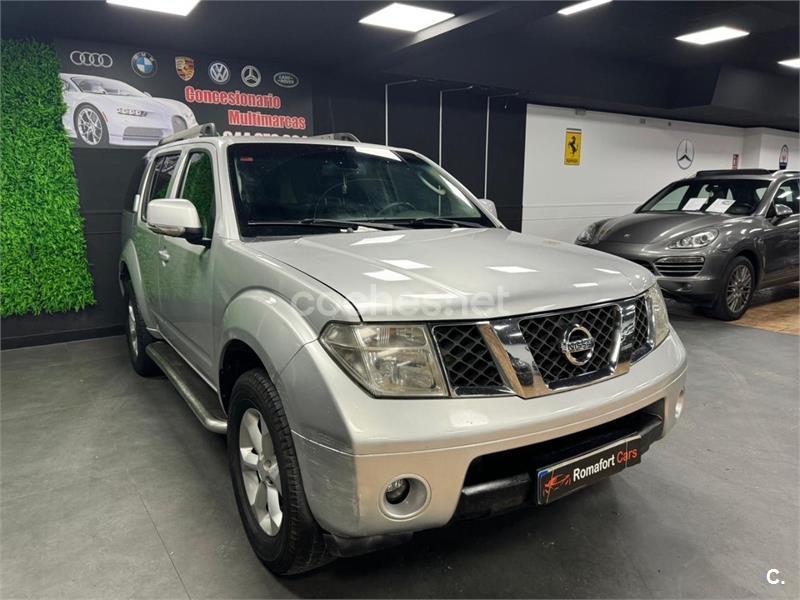 NISSAN Pathfinder 2.5 dCi 171CV LE 7 plazas