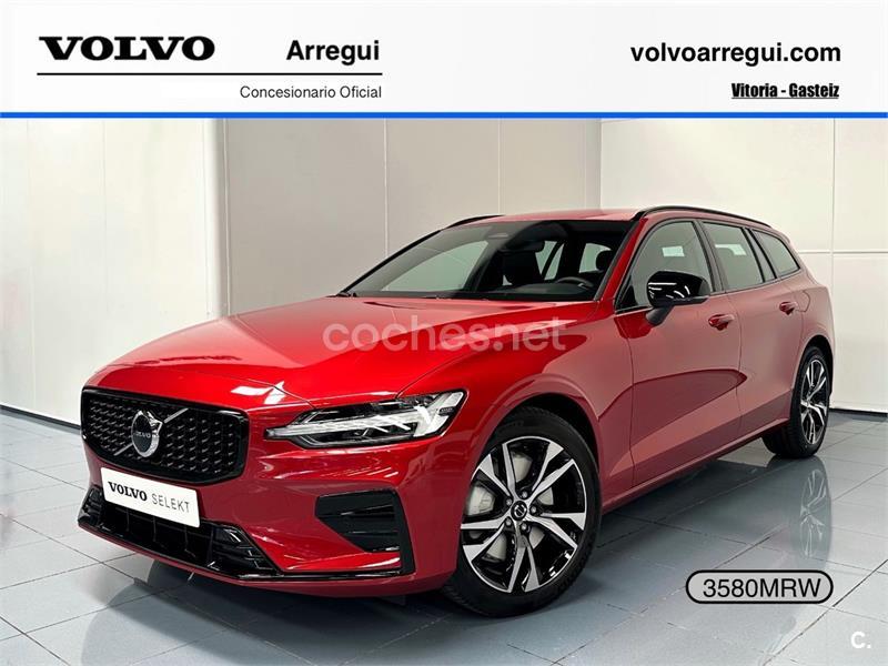 VOLVO V60 2.0 B4 G Plus Dark Auto 5p.