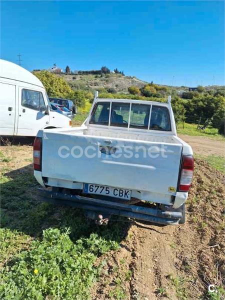 NISSAN Navara