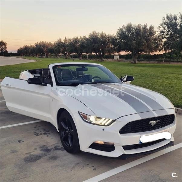 FORD Mustang 5.0 TiVCT V8 307kW Mustang GT A.Conv. 2p.