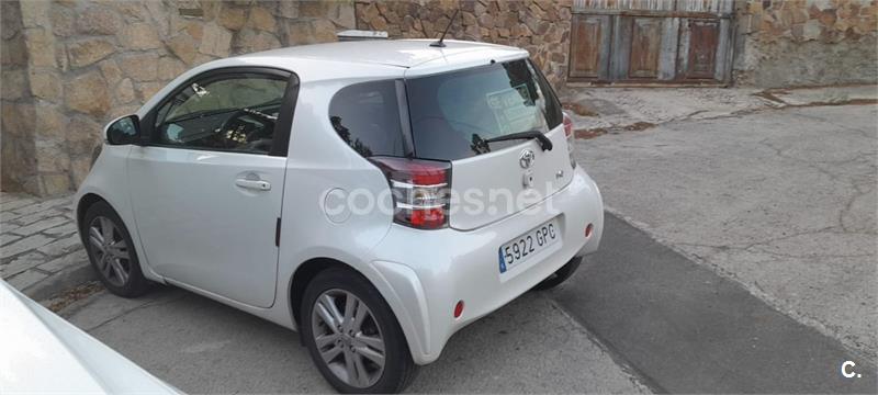 TOYOTA iQ iQ2 1.33 Stop Start 3p.