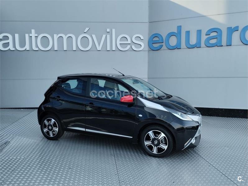 TOYOTA Aygo 1.0 70 xplay 5p.