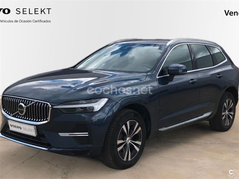 VOLVO XC60 2.0 T6 AWD Recharge Core Auto 5p.