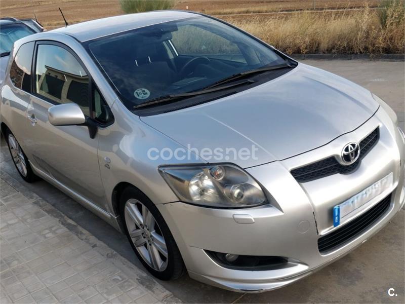 TOYOTA Auris 2.2 D4D Sport