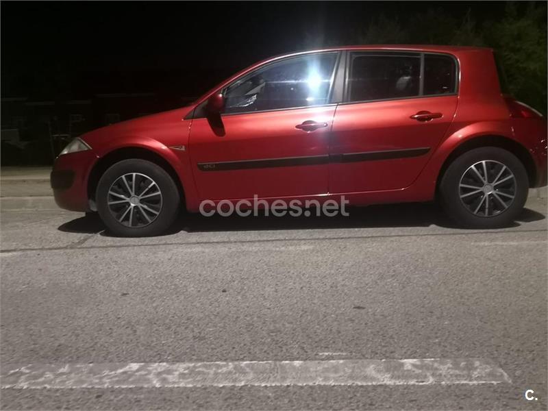 RENAULT Megane