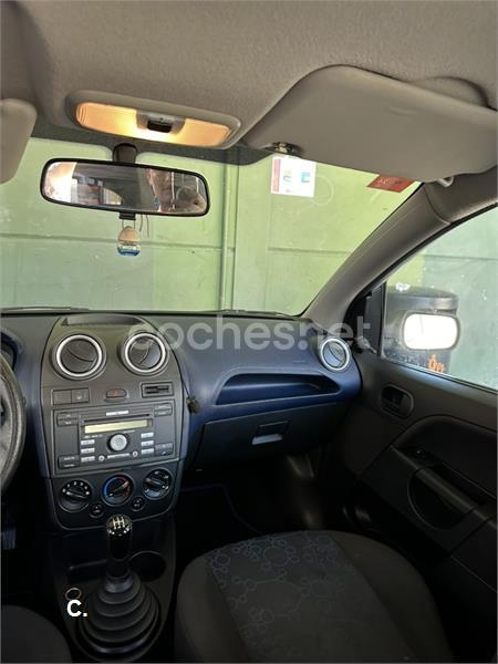 FORD Fiesta 1.3 AMBIENTE 5p.