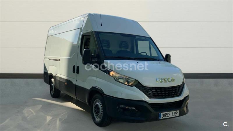 IVECO Daily 2.3 TD 35S 16 V 3520LH3 134 M3 4p.