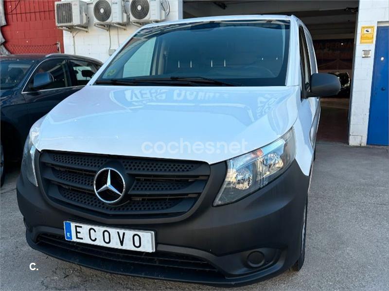 MERCEDES-BENZ Vito 111 CDI Larga 4p.