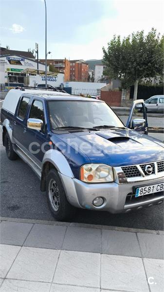 NISSAN Navara