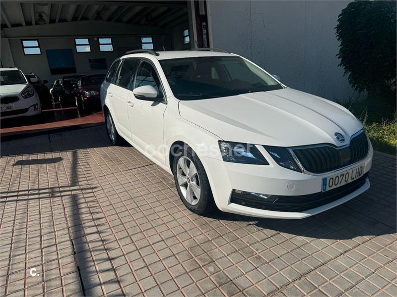 SKODA Octavia Combi 1.6 TDI Style