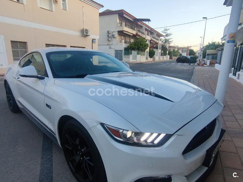 FORD Mustang 5.0 TiVCT V8 307kW Mustang GT Fastsb. 2p.