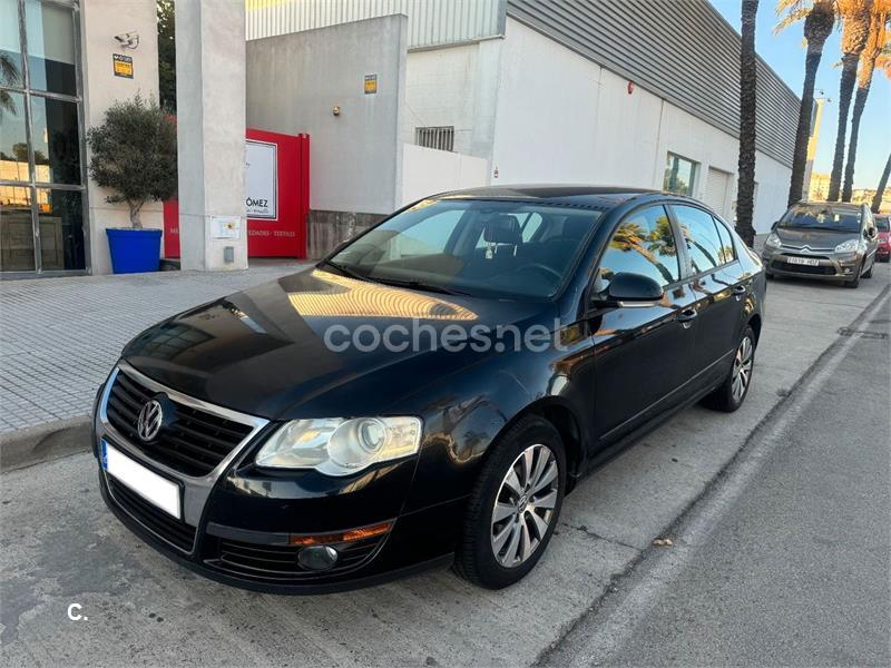 VOLKSWAGEN Passat 1.6 TDI 105 Advance Plus BlueMotion Tech