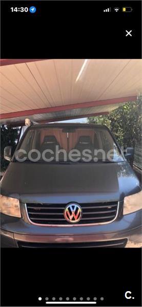 VOLKSWAGEN Caravelle