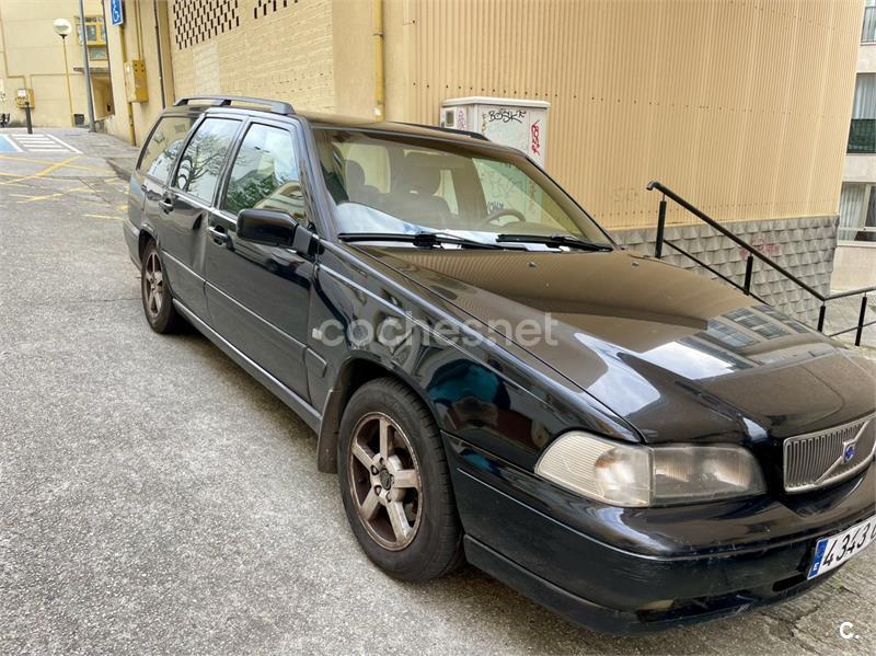 VOLVO V70 2.5D