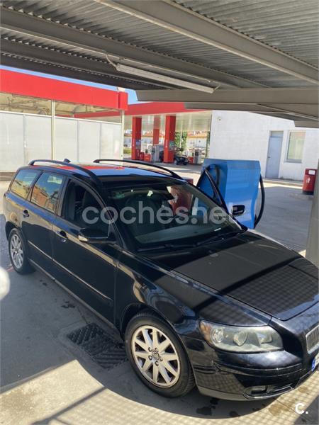 VOLVO V50 2.0D Momentum 5p.