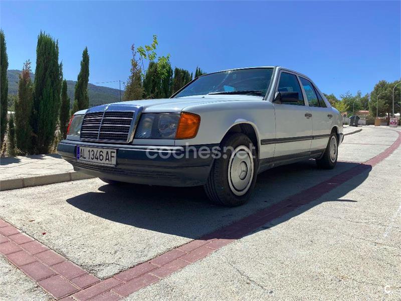 MERCEDES-BENZ 300