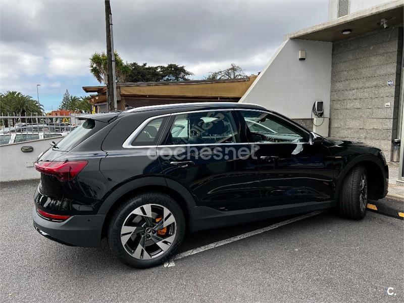 AUDI Q8 etron