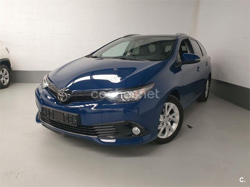 TOYOTA Auris 1.2 120T Active Touring Sports