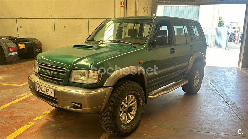 ISUZU Trooper 3.0 TD GLS 5p.