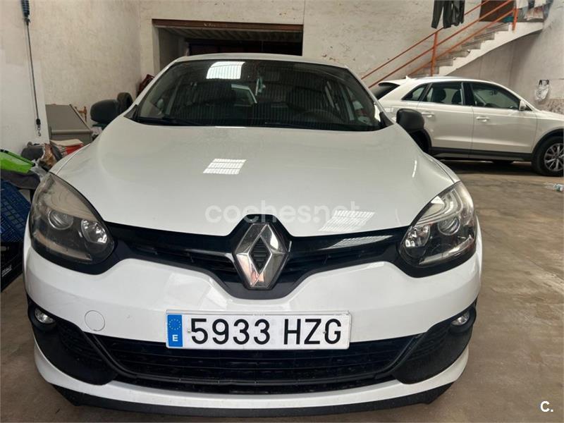 RENAULT Megane