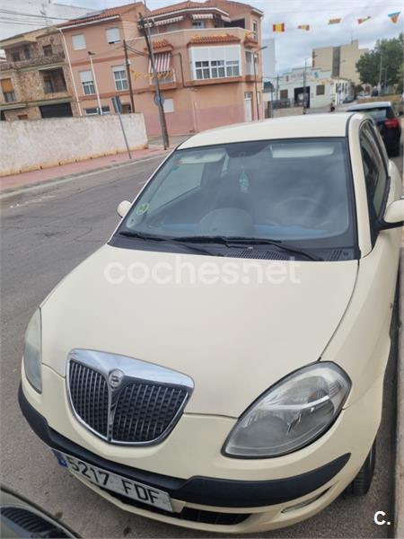 LANCIA Ypsilon 1.3 JTD Argento DFN 3p.