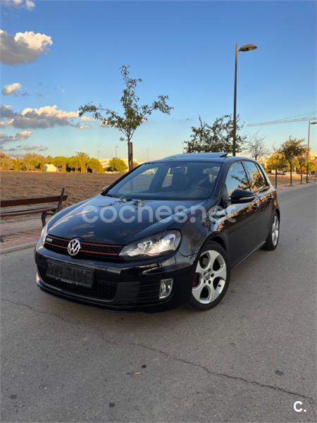 VOLKSWAGEN Golf 2.0 TSI 210cv GTI 5p.