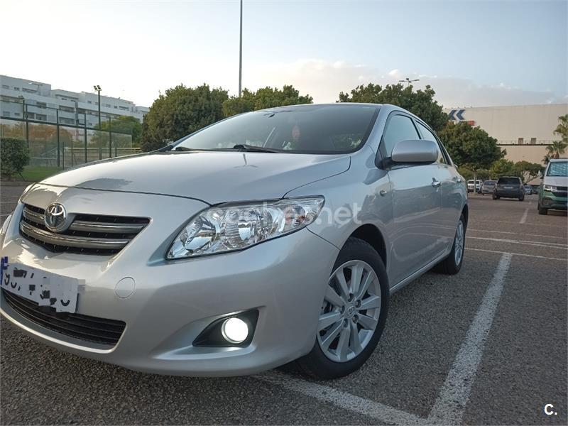 TOYOTA Corolla Sedan 1.6 VVTi Dual Luna MM 4p.