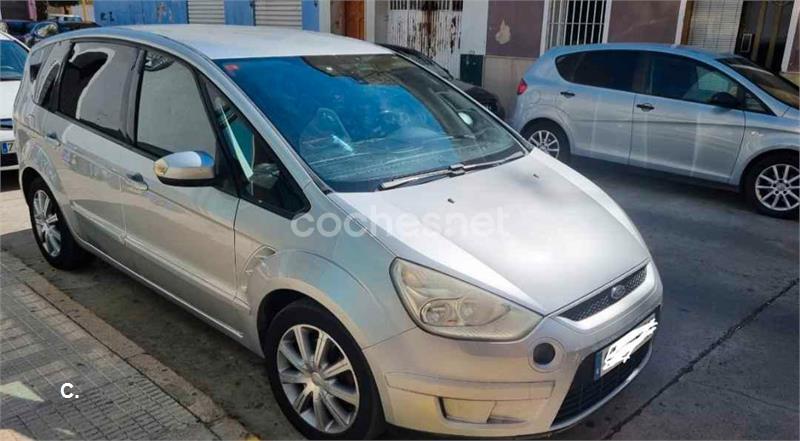 FORD SMAX