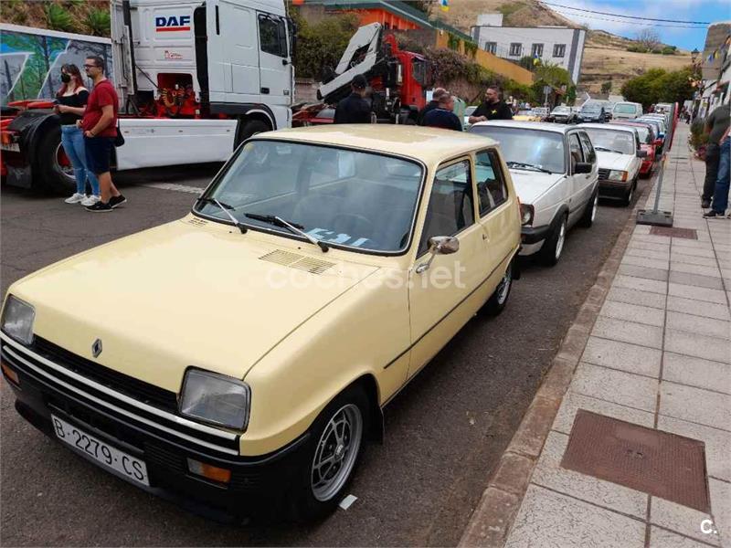 RENAULT 5