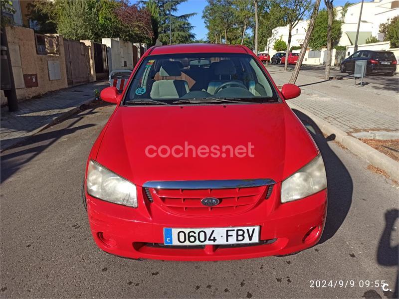 KIA Cerato 1.6 DOHC LX 5p.