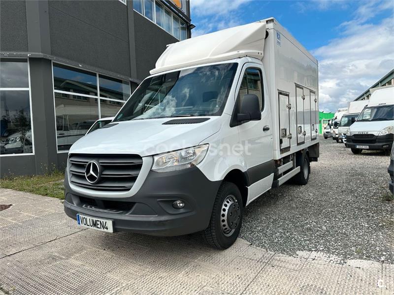 MERCEDES-BENZ Sprinter 519 CDI MEDIO 5.0T