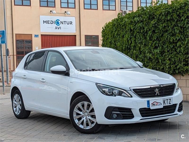 PEUGEOT 308 5p Style BlueHDi 130 SS 6 Vel. MAN 5p.