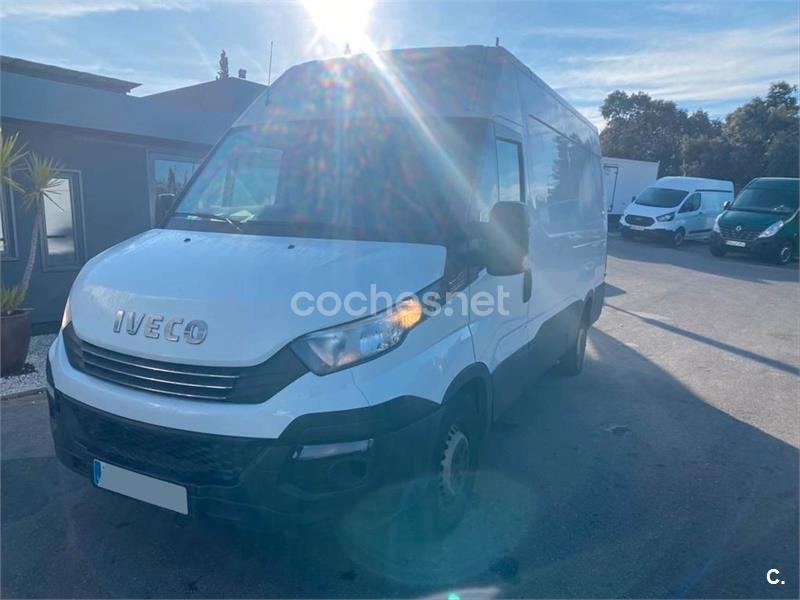 IVECO Daily 2.3 TD 33S 12 A8 V 3520H2 10.8 M3 4p.